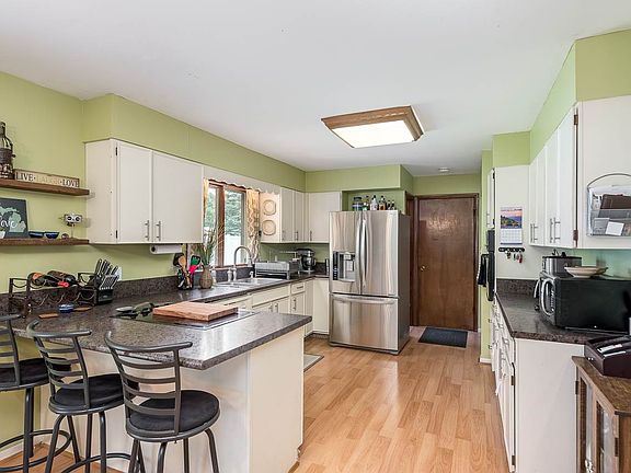 5th image of 1213 Glendale St