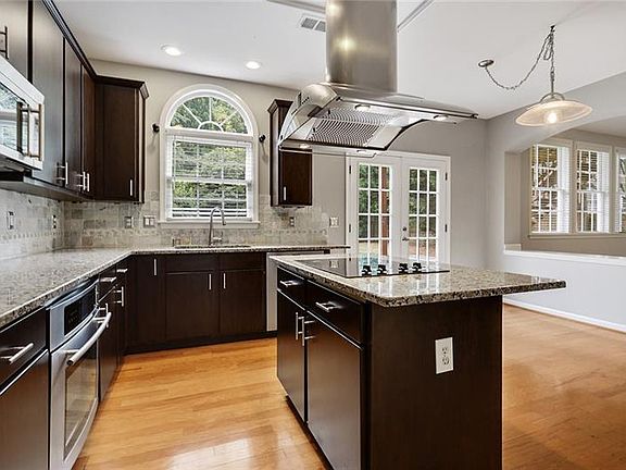 2nd image of 2706 Harper Woods Dr