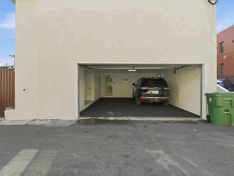 109 Dudley Ave — Photo 13