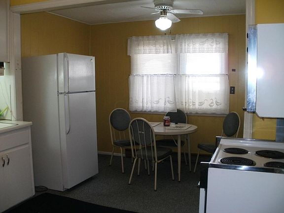 4th image of 356 E Lincoln Ave
