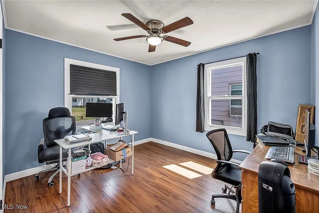 3 bed, 1000 sqft, $2,150 — Photo 4