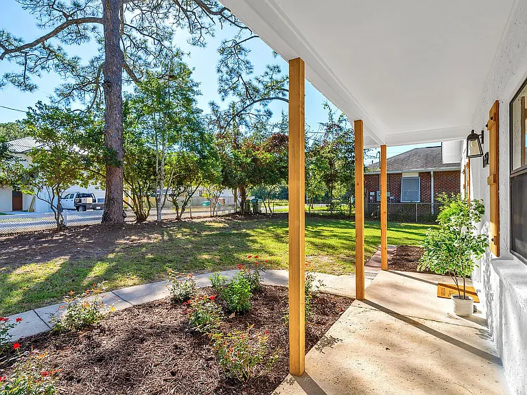 1752 Hopper St — Photo 35