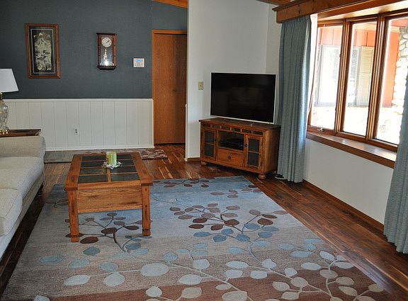 4th image of 40706 N Black Oak Ave