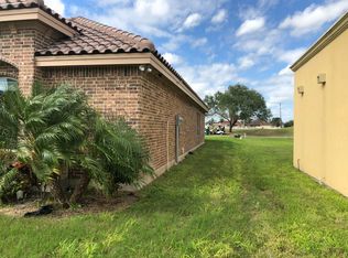1911 Woods Dr W, Edinburg, TX 78542