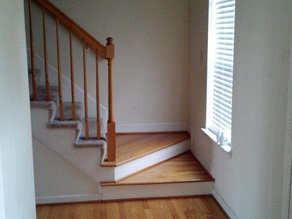 4th image of 912 Chestnut Mountain Dr