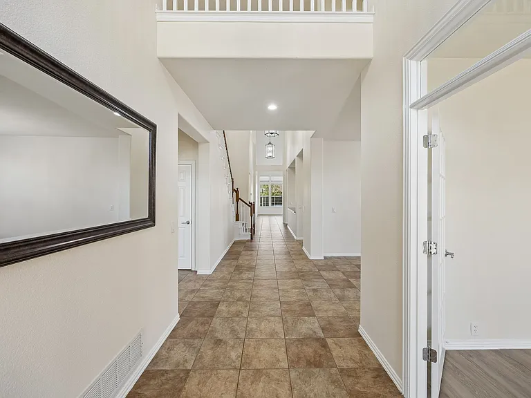 5193 Rolling Hills Dr — Photo 30