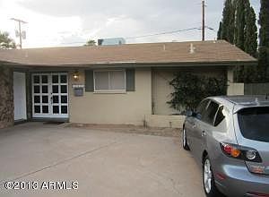 2nd image of 1054 N Dresden