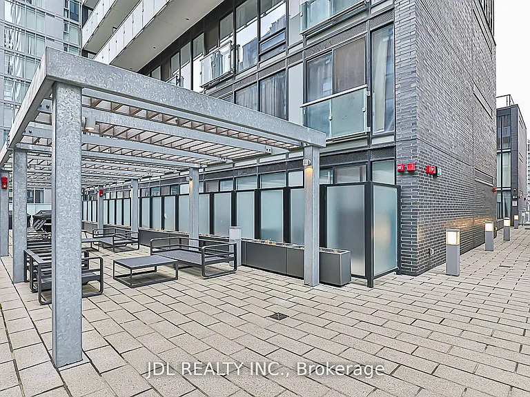 28 Wellesley St E #1808 — Photo 12