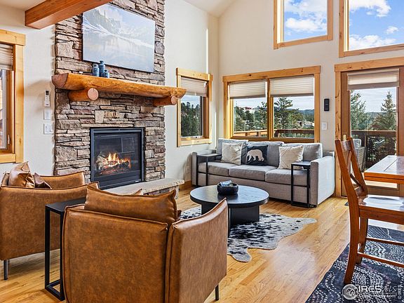 5th image of 147 Willowstone Dr