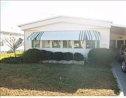 5th image of 5240 Seville Dr