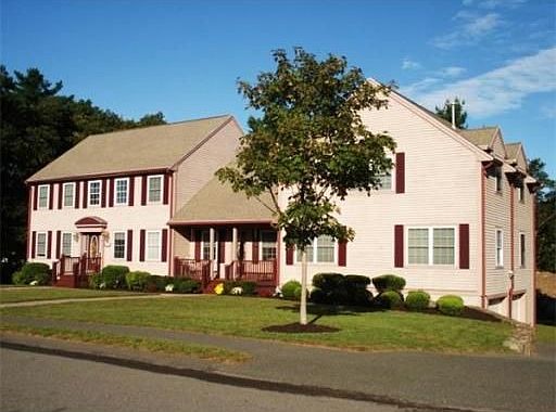 2nd image of 7 Horseshoe Dr