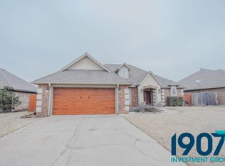 3413 SE 31st Pl, Moore, OK 73165