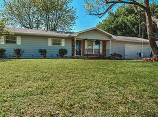 2902 Massachusetts Ave, Joplin, MO 64804