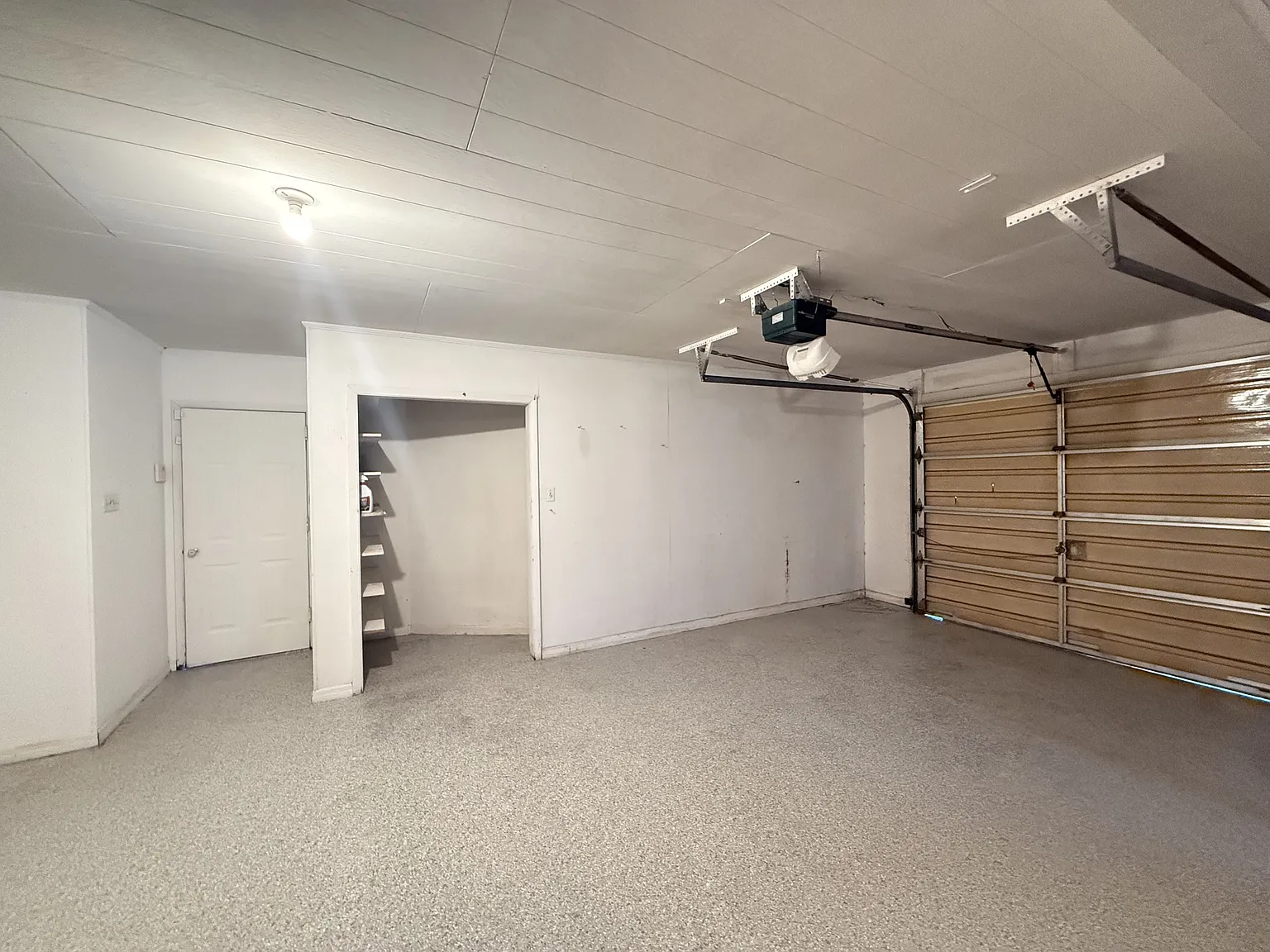 6410 San Jose Boulevard West - 1 — Photo 4