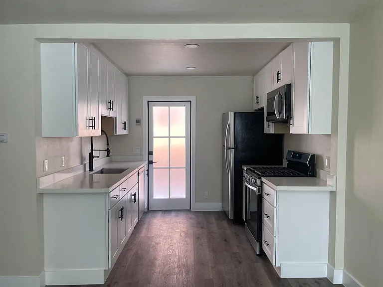2407 Milvia St #2407 — Photo 8