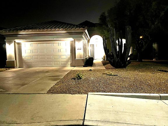 Front of home - 2 car garage