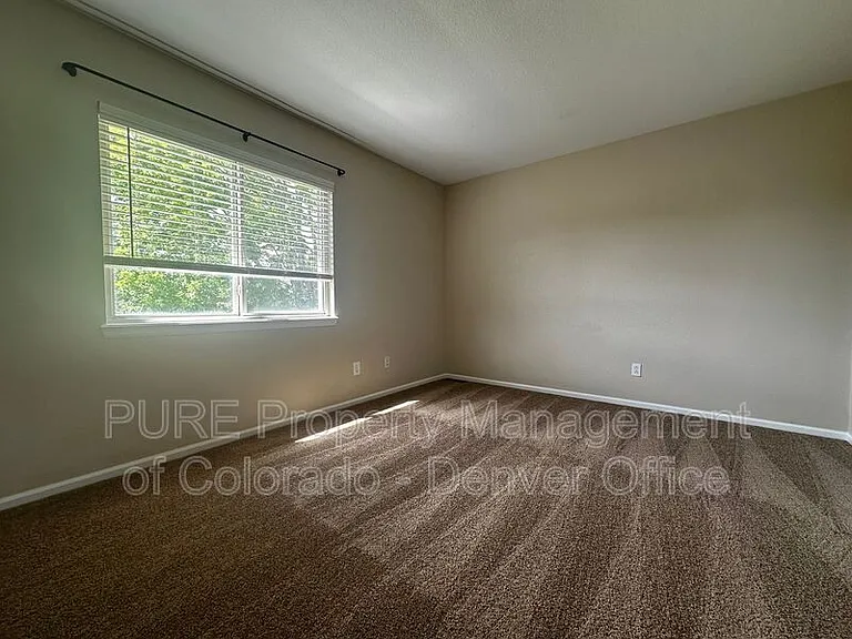 10263 Cedaridge Ct — Photo 9