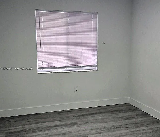 4952 NW 21st Ave — Photo 12