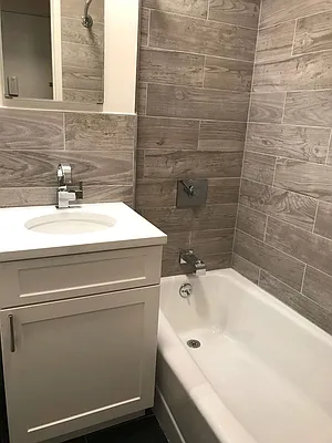 Rented by Paley Management | media 7