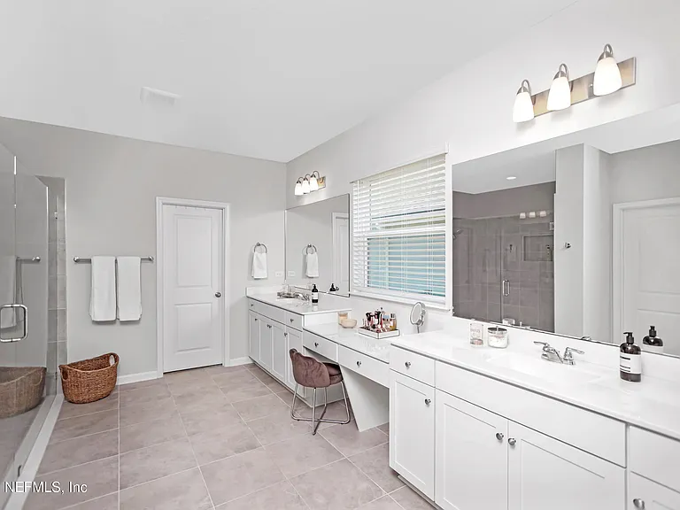 179 Horsetail Ct — Photo 63
