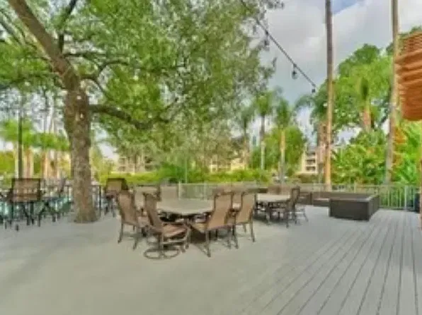 5545 Canoga Ave APT 117, Woodland Hills, CA 91367
