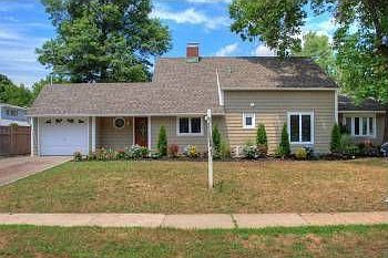 3rd image of 46 Faith Ln
