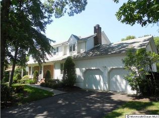 6 Jerome Smith Dr, Ocean, NJ 07712