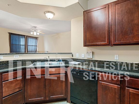 4th image of 1900 Danbrook Dr Unit 1111