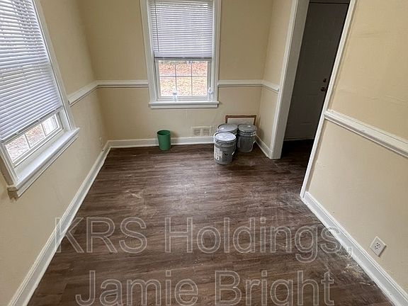 2nd image of 606 Craigie Ave