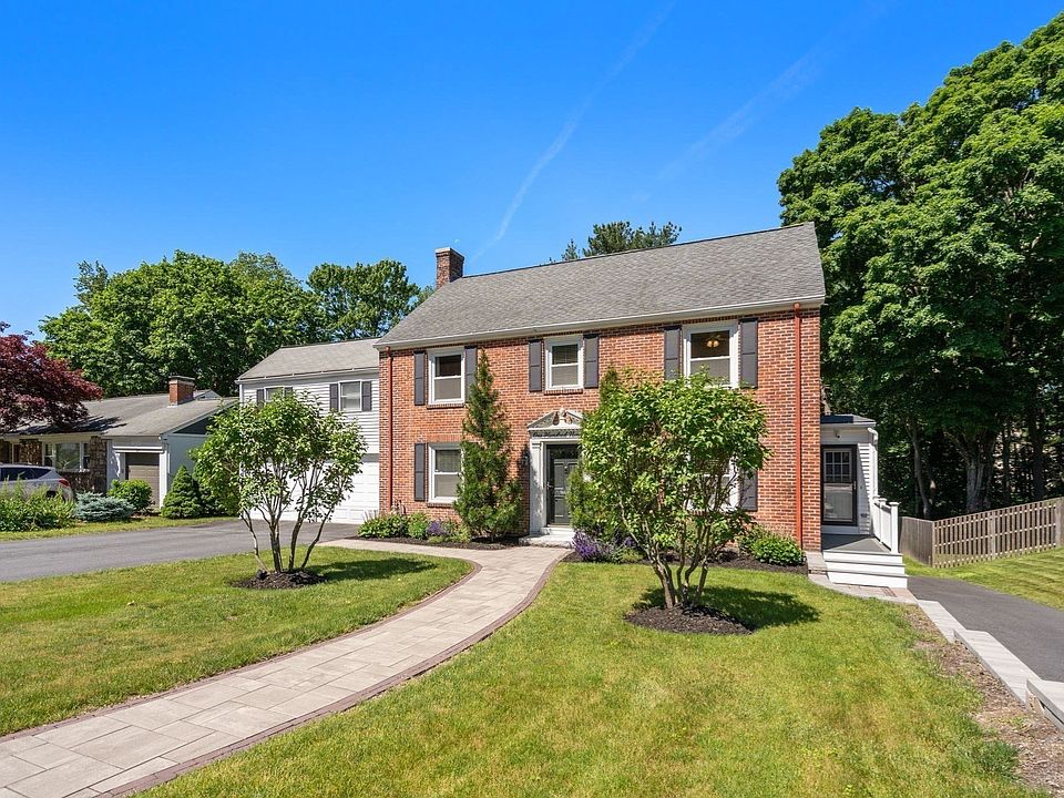 1st image of 119 Newton Ave N