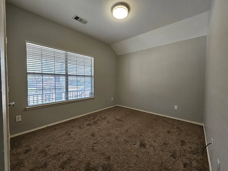 3200 Hoover Dr — Photo 15