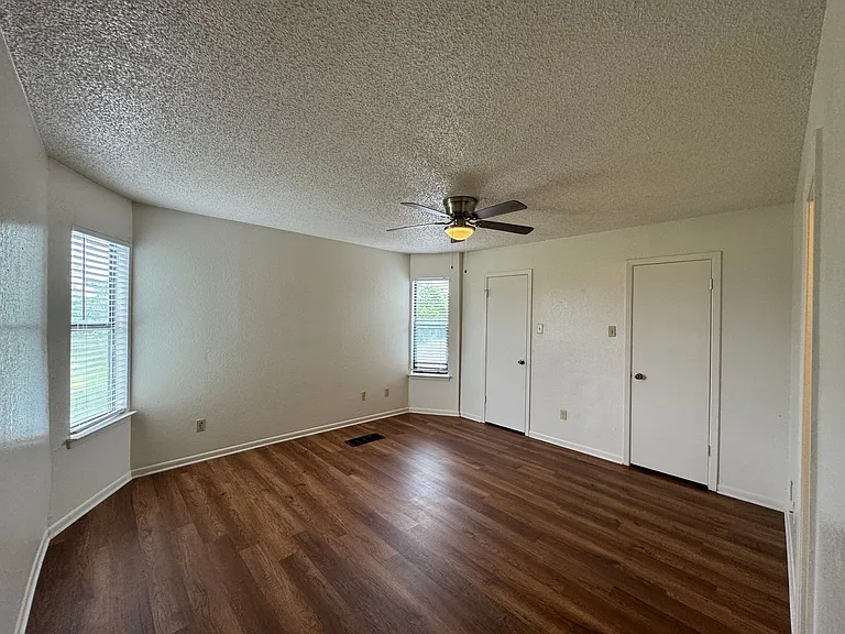 2515 Bermuda Dr — Photo 19