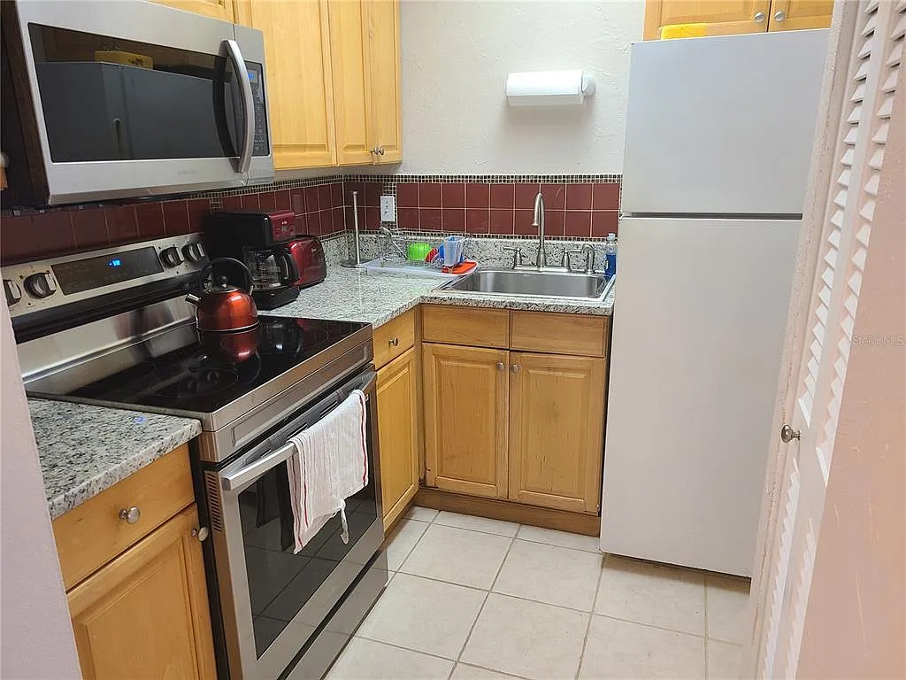 1 bed, 1.0 bath, 663 sqft, $1,450 — Photo 2