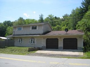 791 College Ave, Nicholson, PA 18446