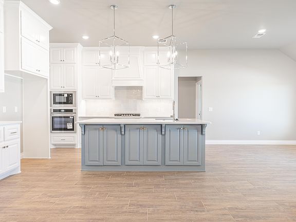 2nd image of 16140 Verbena Cir