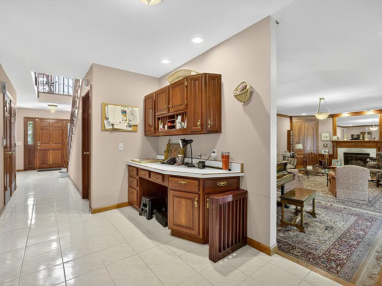 92 Brook Hollow Dr — Photo 20