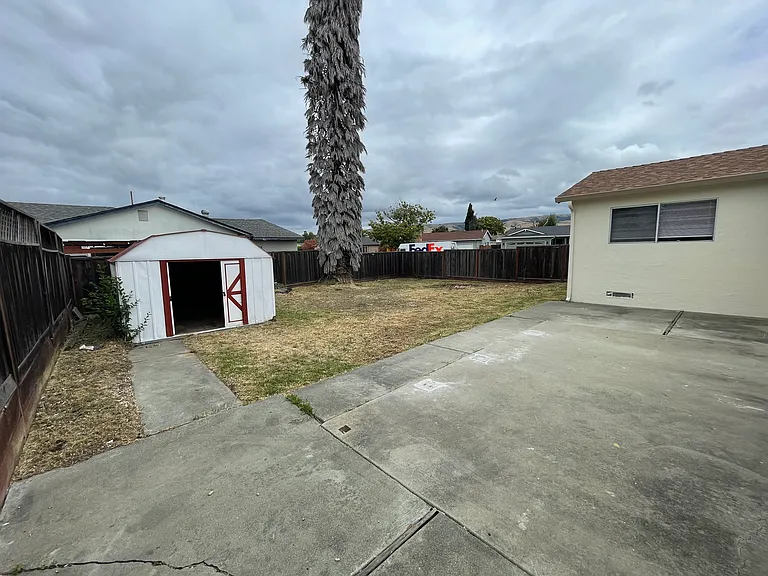 2903 Clover Ct — Photo 22
