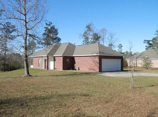 961 J B Horne Rd, Hattiesburg, MS 39401