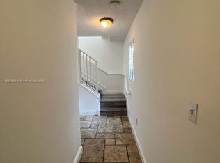 2811 NE 185th St APT 803, Aventura, FL 33180