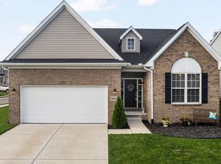 2228 Crystal Crossing Dr, Howell, MI 48843