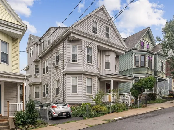 24 Weld Hill St Floor 2, Jamaica Plain, MA 02130