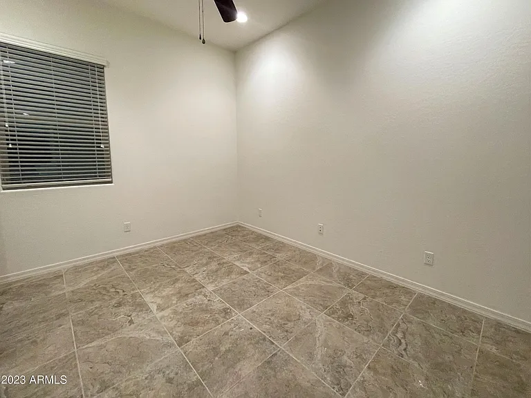 Den/Flex Space