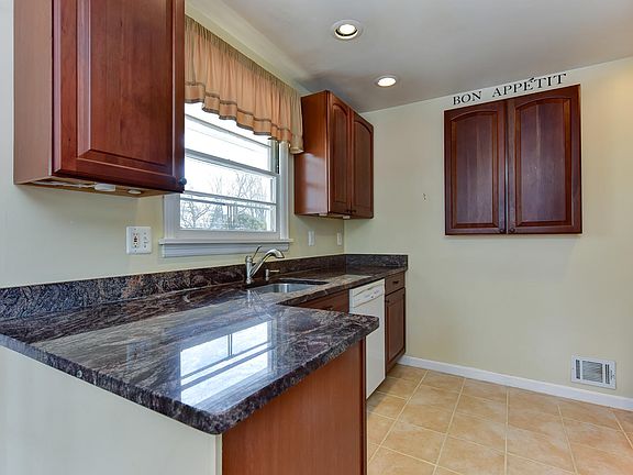 5th image of 7101 Kaiser Pl