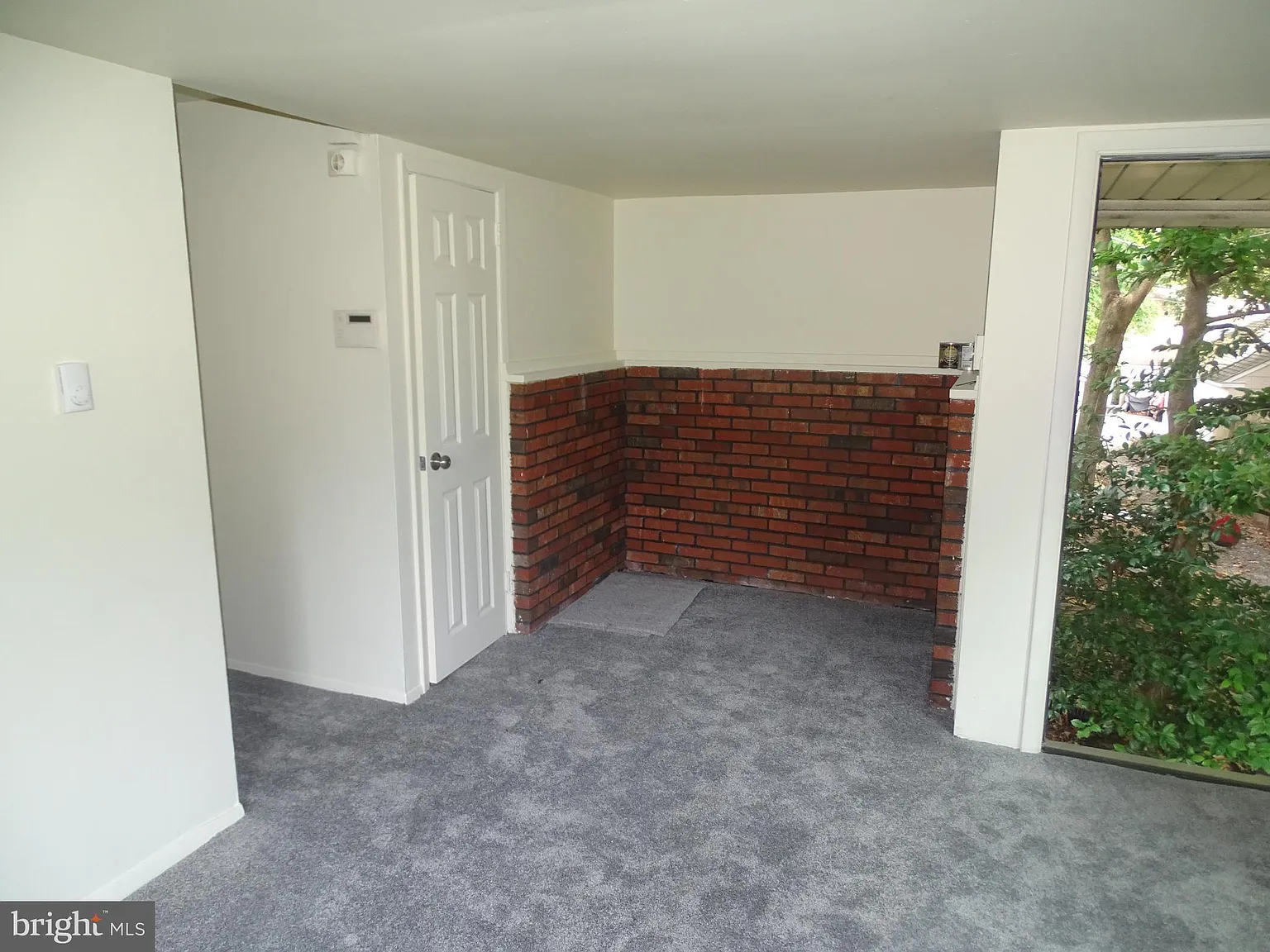 2 bed, 1089 sqft, $1,395 — Photo 4