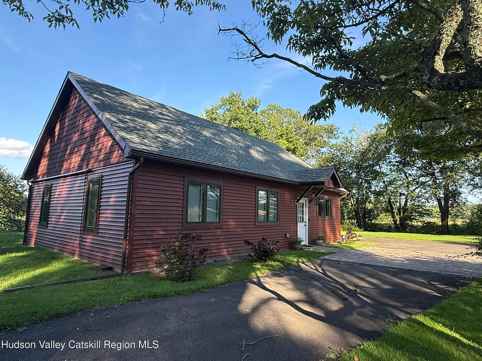 1 bed, 1.0 bath, 1612 sqft, $2,950 — Photo 2