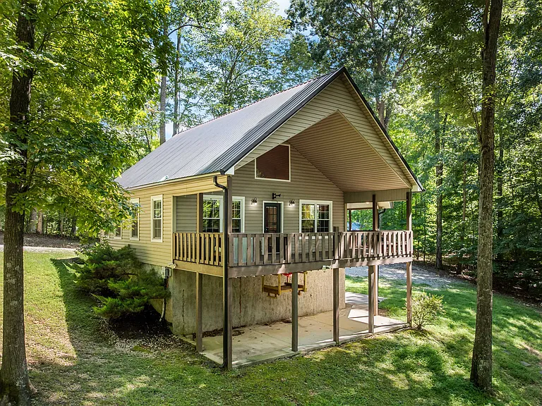 598 Hiwassee View Dr — Photo 32