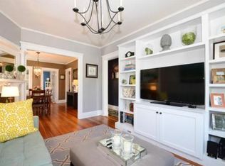 19 Hallam St, Dorchester, MA 02125