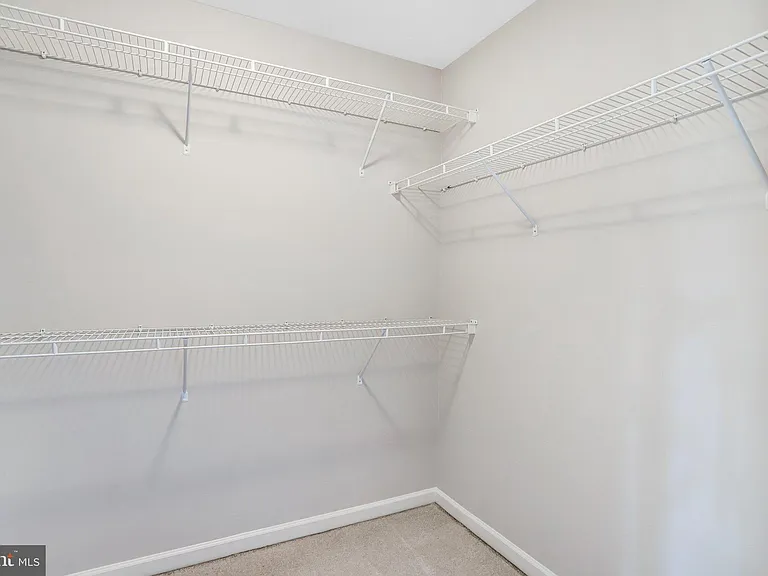 22616 Welborne Manor Sq — Photo 29