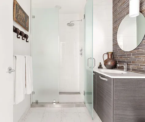 Rented by Compass | media 12