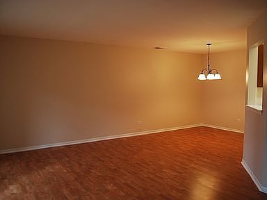 5th image of 615 Quincy Bridge Ln APT 101